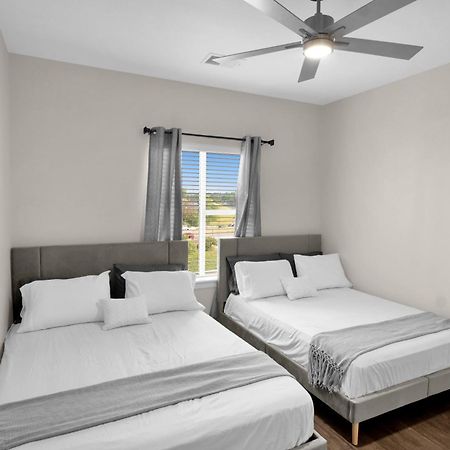 Spacious Castle W Gym Pool Free Parking I Walk To Dowtown N Broadway Nashville Exterior photo